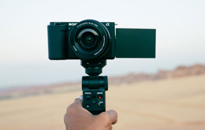 هل سوني ZVE10 أفضل كاميرا لتصوير مدونات الفيديو في السوق؟