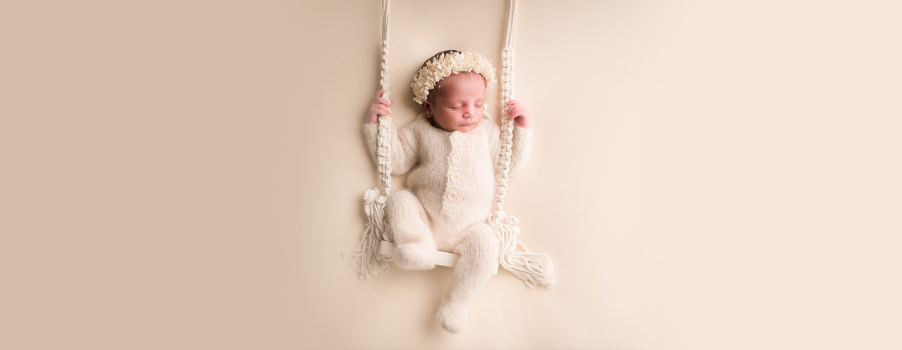 Photographing Newborn with strobe light 2