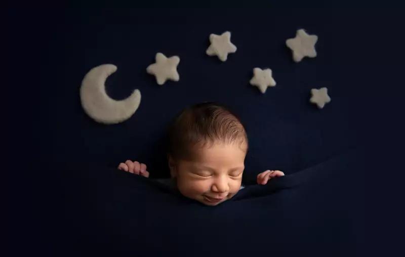Best Gear for Newborn Photography – G-Master Your Lenses
